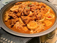 -徐记小怪兽肉蟹煲(中央大街店)