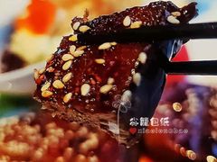 -穹六人间 people 6(岳阳路店)