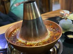 -果松木炭酸菜铜火锅·外婆参鸡汤