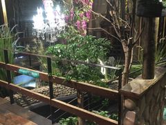 -春天里·老街坊餐厅(港隆广场店)