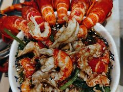 -金马门国际美食百汇(珞喻路店)