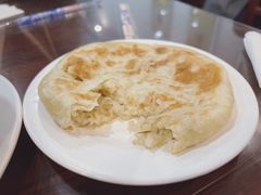 萝卜丝馅饼-聚德华天护国寺小吃(甜水园店)