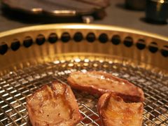 -铭牛烧肉·和牛海鲜自助(高新月牙湖店)