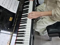 -缪斯琴行英皇小提琴.钢琴.吉他(张江店)