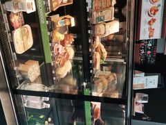 -星巴克(杭州湖滨银泰E区店)
