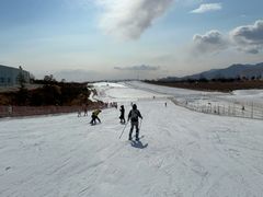 -华彬猛犸滑雪场
