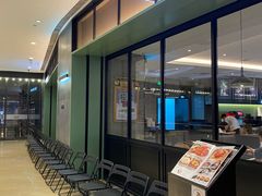 等位区-萨莉亚意式餐厅(杭州滨江天街店)