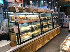 面包甜点陈列柜-多乐之日(和平伊势丹店)