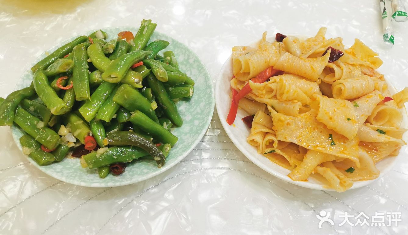 真的火爆，先去了万达下边的香丁丁早茶体验馆人太多
