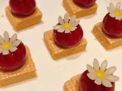 -鲜璟台·地标景观餐厅(上海中心店)