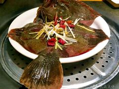-马路边上·小海鲜烧烤(八一路店)