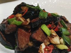 邵阳猪血丸子-酱湘宴餐厅(狮子山公园店)