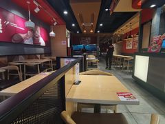 大堂-每味每客·重庆麻辣烫(国泰店)