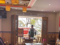 -阿婆情腊排骨火锅(金虹路店)