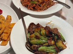 菜梗炒猪肝-菲乐餐厅(三十年经营·湖滨路店)