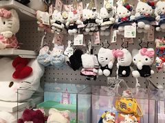 -名创优品(广东省广州琶洲保利广场店)