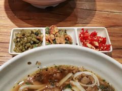 -湘人龙记老长沙米粉(鸟巢店)