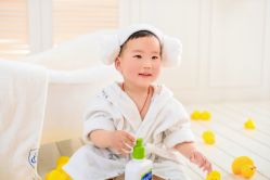 -爱你宝贝孕婴亲子摄影美学馆(绍兴店)