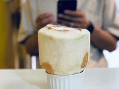 -志龙皇冠吃货椰子铺