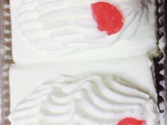 -红宝石·鲜奶小方·海派西点房(金杨店)