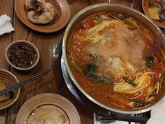 -亮欢寨酸汤鱼(沙冲路店)