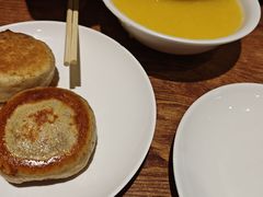 -清真吴记门钉肉饼·喜多利