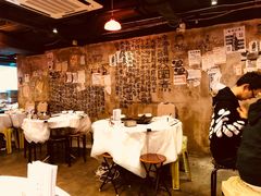 大堂-鲜入围煮花胶鸡海鲜火锅