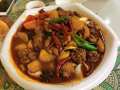 新疆大盘鸡-新疆红柳花餐厅(新洲店)
