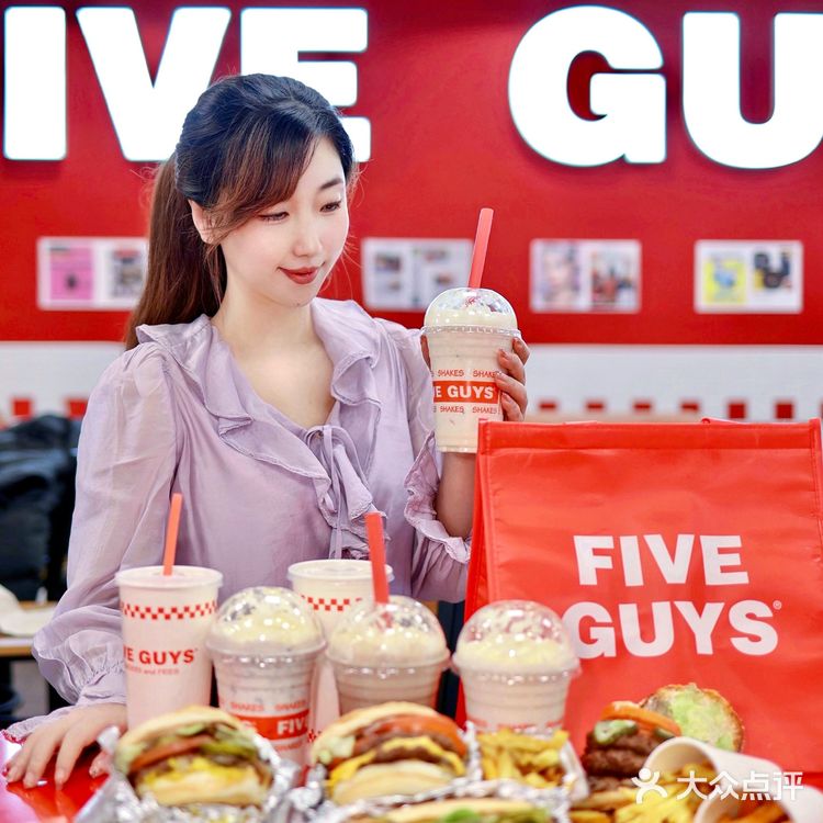 刘嘉玲推荐的这家🍔Five Guys你吃过吗