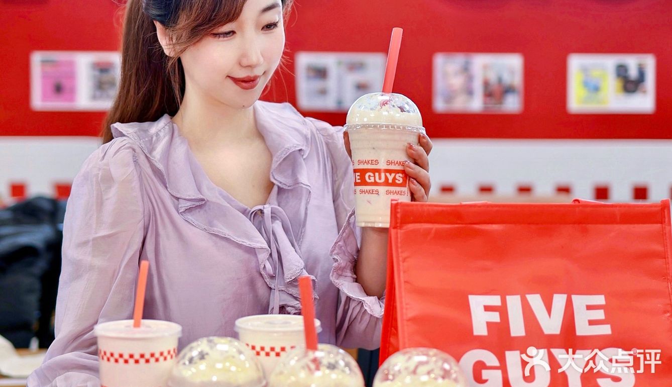 刘嘉玲推荐的这家🍔Five Guys你吃过吗