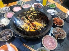 红锅锅底-星鸿社重庆老火锅