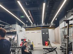 -VLines耀能运动24小时·月付制健身(京广桥店)