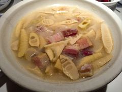 咸货煲野山笋-筱爷叔·上海传统手工菜(玉树路店)