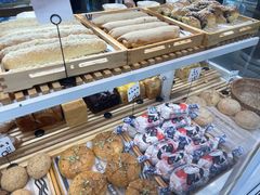 -焙丽拾光(麦凯乐直营店)
