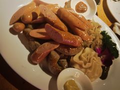 巴伐利亚香肠拼盘-宝莱纳啤酒花园餐厅PAULANER BRAUHAUS Nanjing(广州路店)