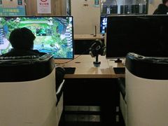 -网鱼电竞(杨浦中原店)