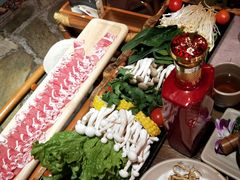 -东巴人鱼豆花火锅(幸福街店)