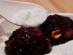 白雪黑糯米-满记甜品(荟聚购物中心店)