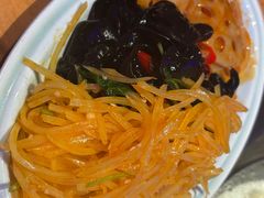 -山里屯铁锅炖·东北菜(康桥店)