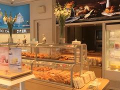 面包甜点陈列柜-好利来(马家堡店)