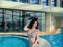 -黄金时代游泳健身云畔会所(绿地中心双子塔店)