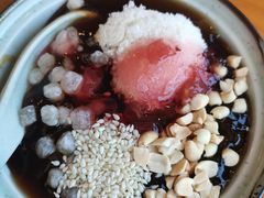 -包整·丝娃娃(一览甲秀楼风景店)