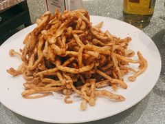 -老船夫婚宴婚庆会馆(延吉路店)