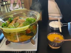 -满格嗦新疆椒麻鸡火锅.炒米粉(川大江安校区店)
