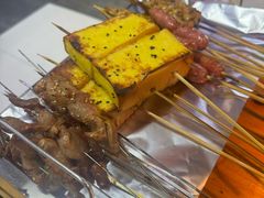 -喝丢一只鞋海鲜烧烤·海肠捞饭(文体街店)