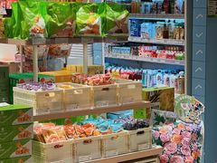 -良品铺子(宝安天虹购物中心店)