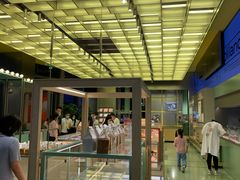 -好利来(建邺吾悦广场Lab主题店)