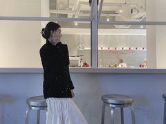 -洪小鹏生活美学馆(领SHOW天地店)