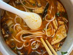 -丽丽三鲜螺蛳粉(田林路店)