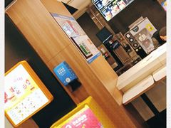 -麦当劳(广州新港东路第二分店)
